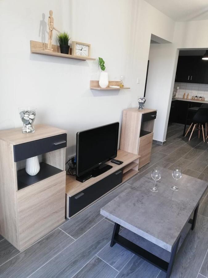 Ariadne Apartment Paralimni Exterior foto